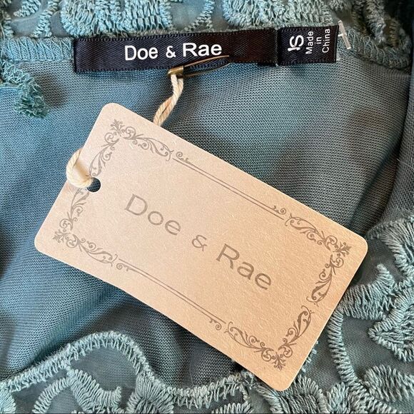NWT Doe & Rae Dress size Small - Picture 3 of 4